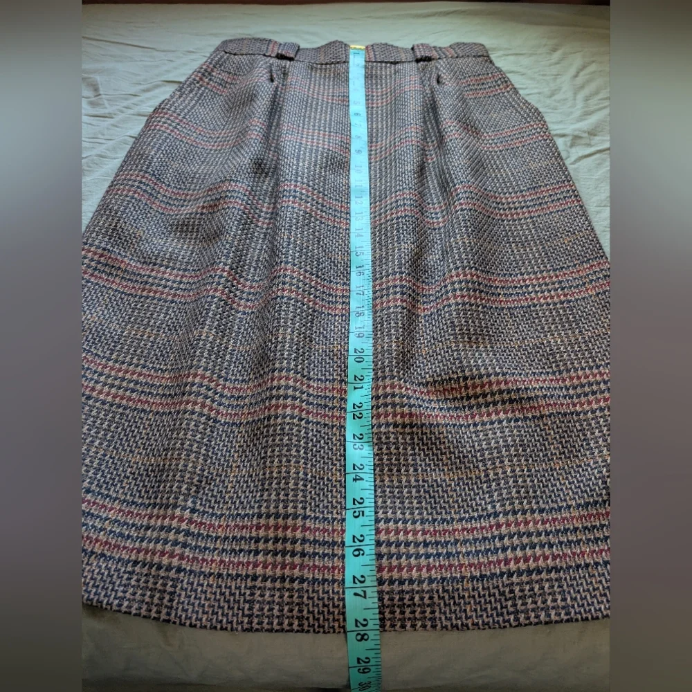 Vintage Evan Picone 2 Piece Plaid Wool Suit Set Skirt/Blazer W10 Red/Browns - Picture 16 of 16